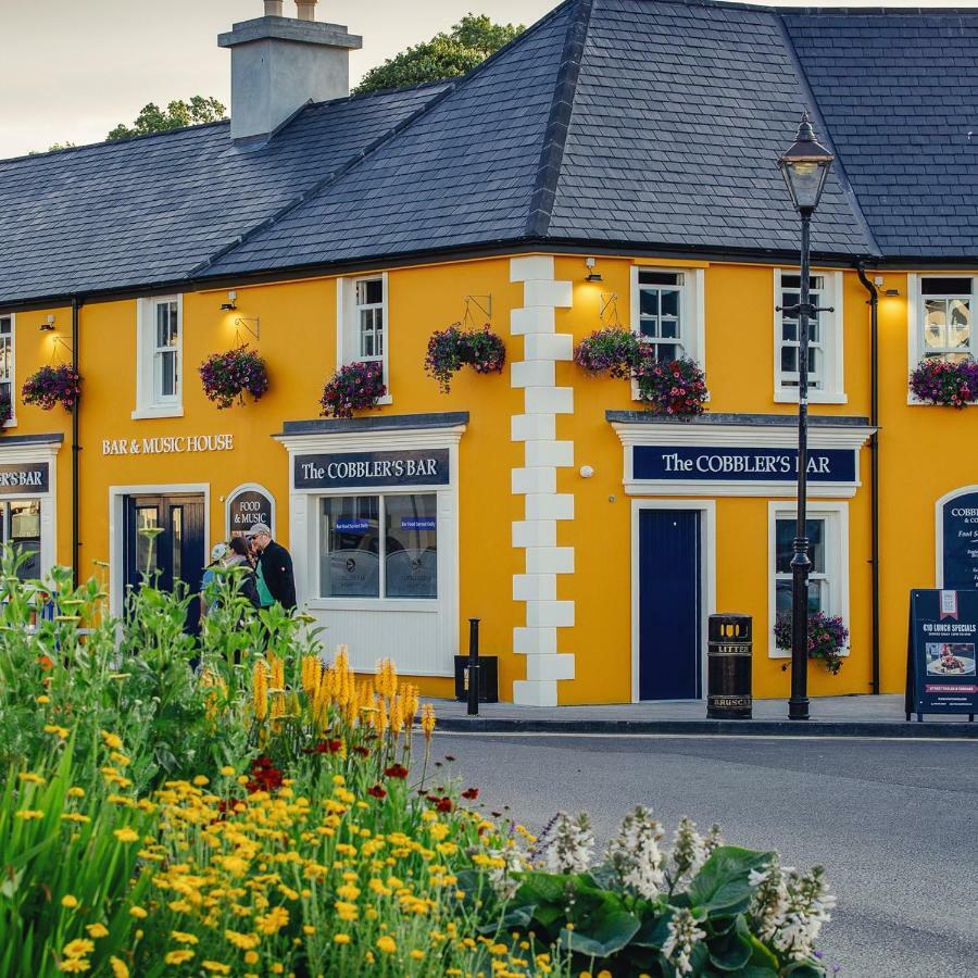 The Wyatt Hotel Westport Eksteriør bilde