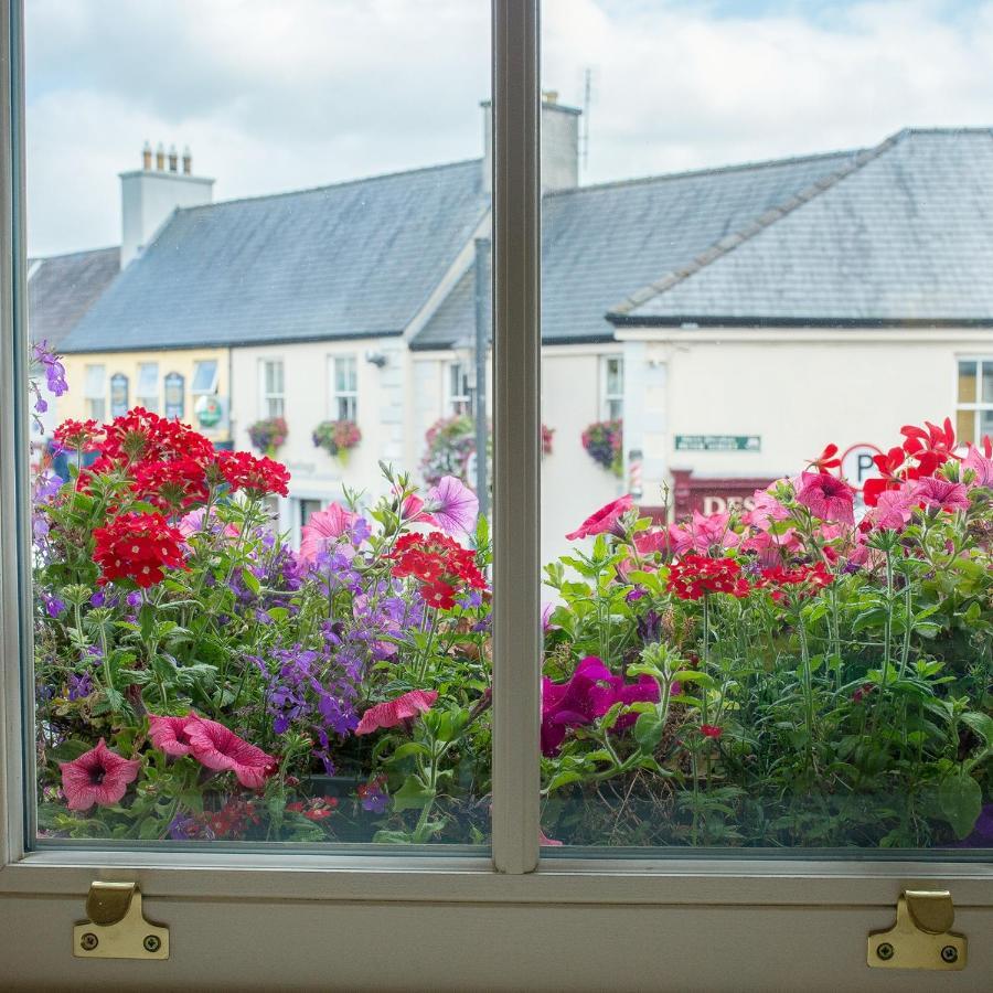 The Wyatt Hotel Westport Eksteriør bilde